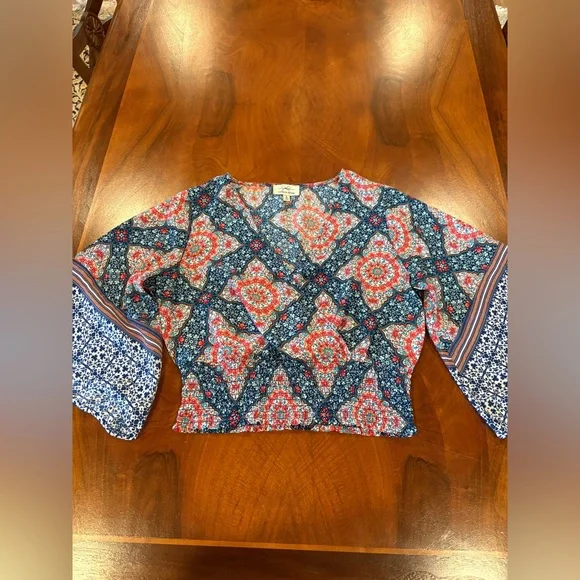 Red and Blue Cropped Wrap Blouse with Dolman Sleeves by twine & string, … - Picture 4 of 8